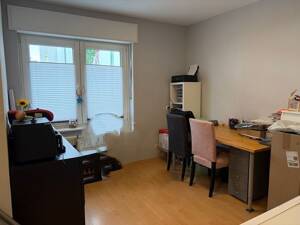"Ideal für einen Handwerker" Freistehendes Einfamilienhaus mit Altbau-Charme in 47228 Duisburg – 47228 Duisburg – Vorschaubild 8