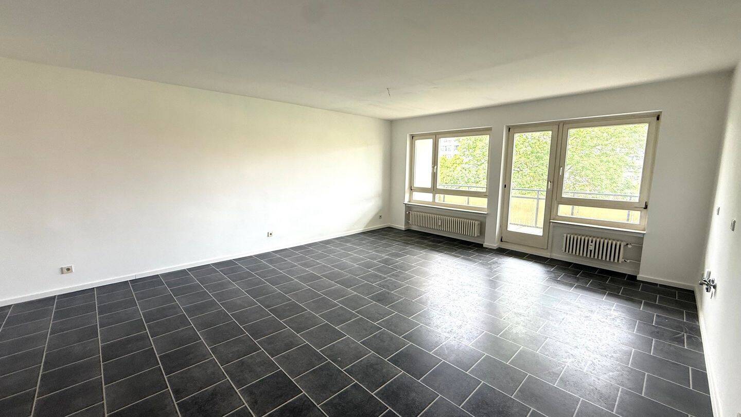 Großzügige 4-Zimmer-Wohnung in Kassel mit idealer Ausstattung – Kassel – Vorschaubild 2