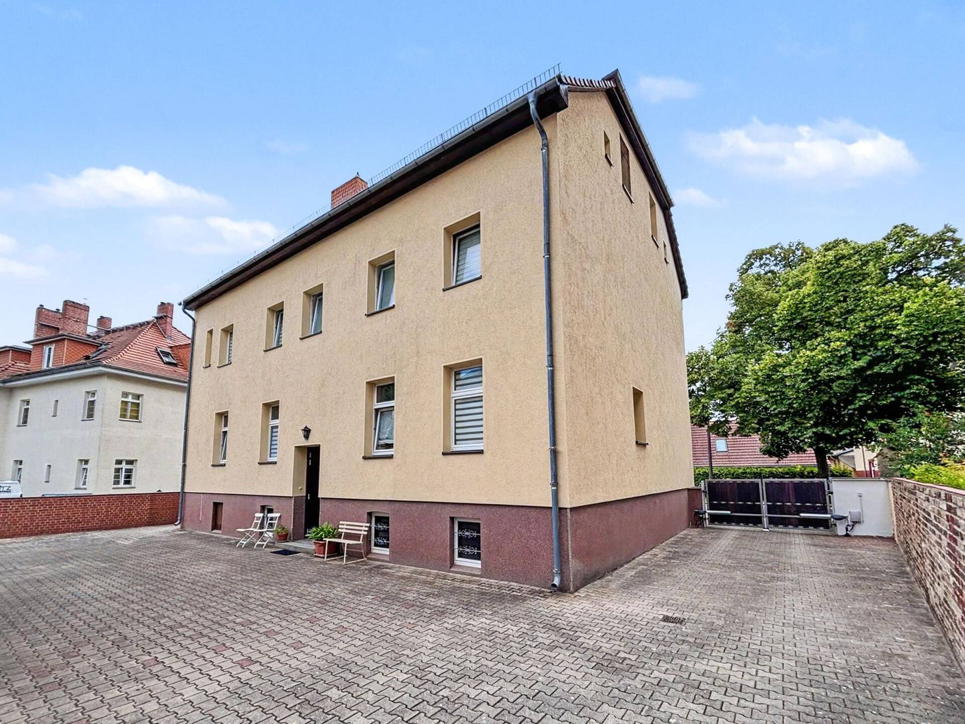 Mehrfamilienhaus in 14480 Potsdam mit 334,46 m² kaufen