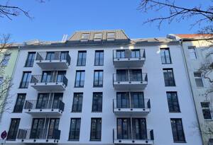 Moderne Neubauwohnung mit Loggia & Einbauküche – 12489 Berlin – Vorschaubild 2
