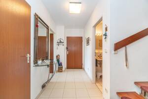 Gut geschnittene Maisonette-Wohnung mit Balkon und Dachterrasse! – 81925 München – Vorschaubild 6