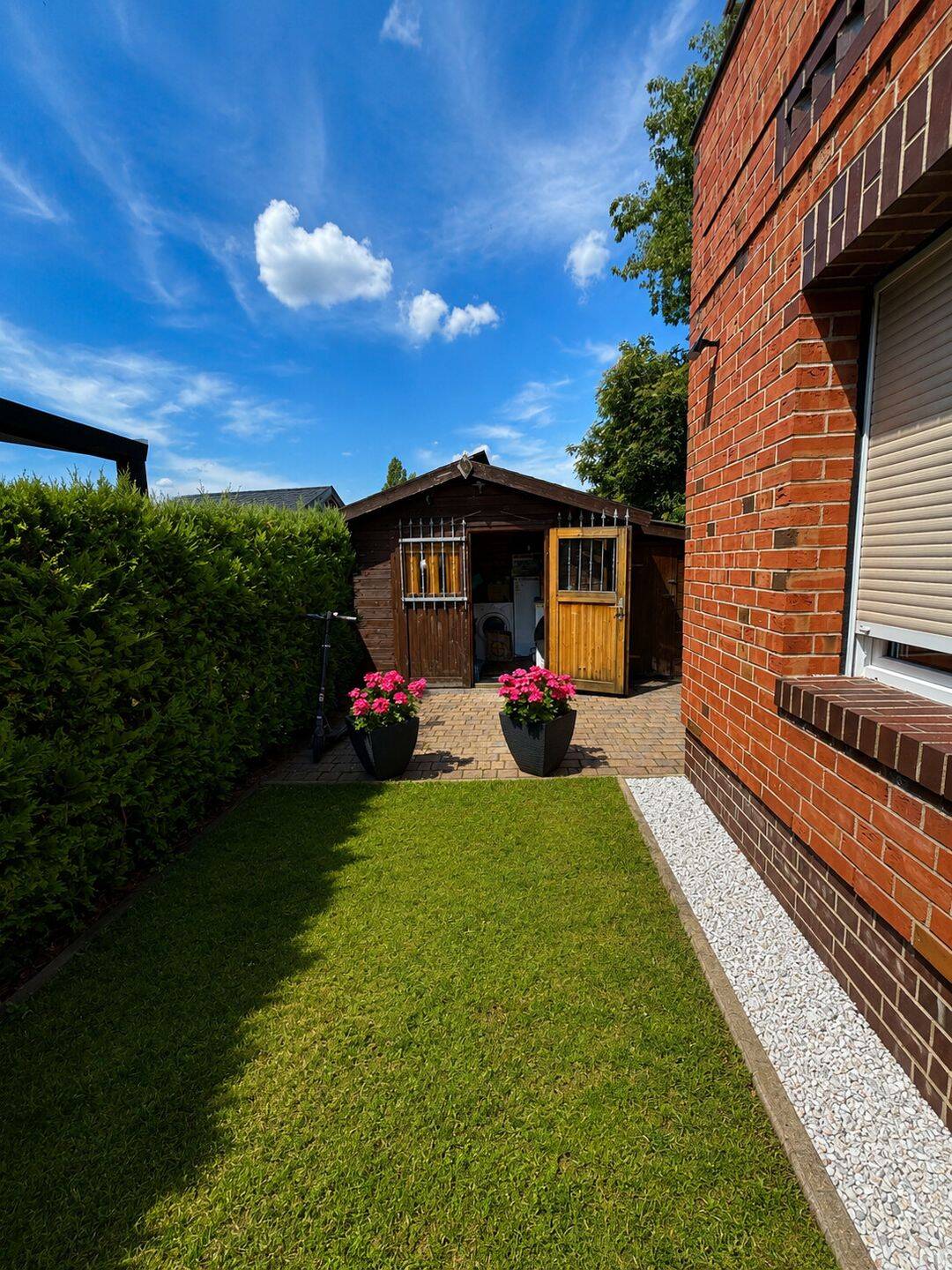 Traumhafte Stadtvilla in Berlin - Hohenschönhausen - 406 m² Grundstück, Terrasse & Garten - Top Lage – Berlin – Vorschaubild 7