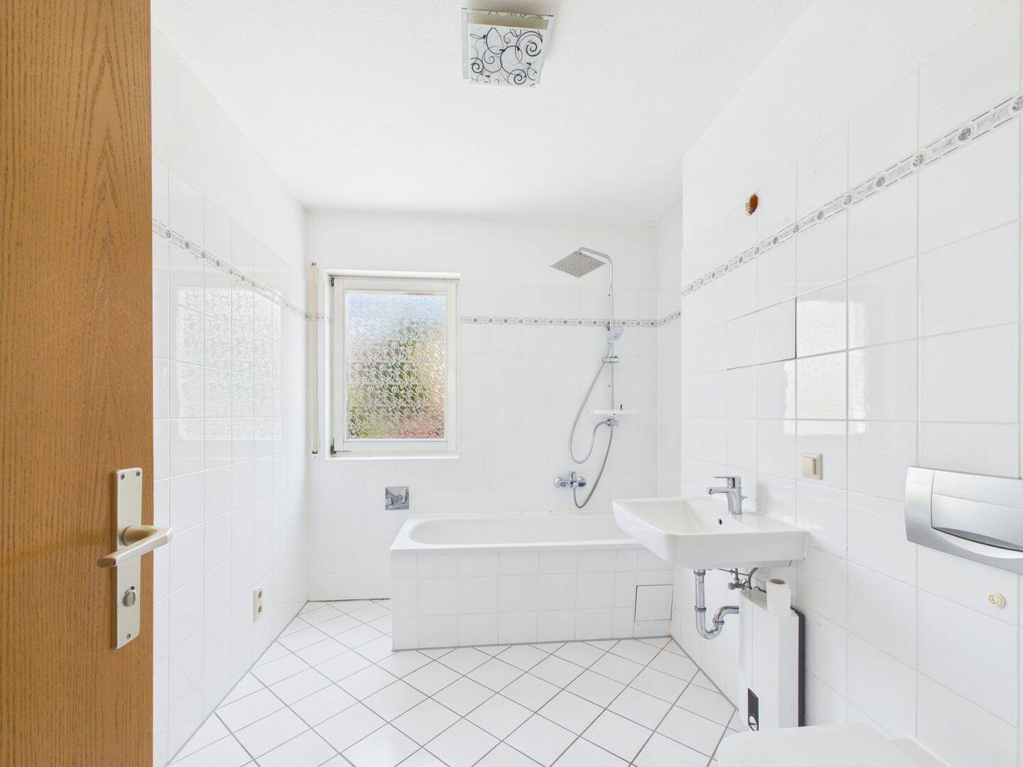 Bezugsfreie Maisonettewohnung mit 3 nutzbaren Räumen und Garten! – Leipzig – Vorschaubild 9