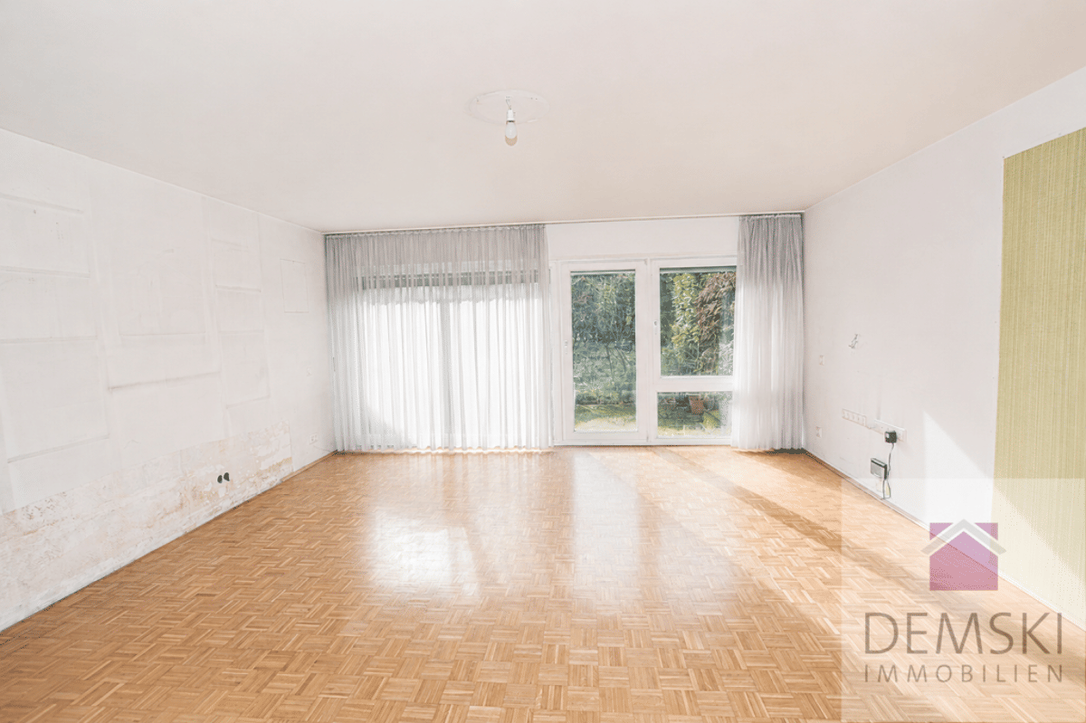 5829: Düsseldorf! Wohnen am Unterbacher See! Großzügiges Reiheneckhaus! – 40627 Düsseldorf – Bild 1 von 9