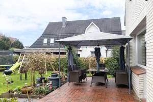 Oldenburg: Attraktives Zweifamilienhaus in Toplage mit Garage! Obj.9445 – 26127 Oldenburg – Vorschaubild 2