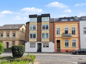 Gepflegtes und voll vermietetes Mehrfamilienhaus mit Terrassen und Balkonen in Bonn-Oberkassel
