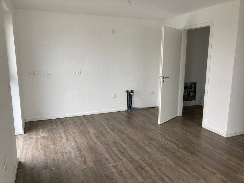 **Großzügige und helle 4 Raum Wohnung** – Bochum – Vorschaubild 3