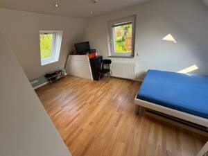 Ihr neues Familienglück: Viel Platz im großen Garten, mit traumhafter Dachterrasse in ruhiger Wohnlage – 22147 Hamburg – Vorschaubild 4