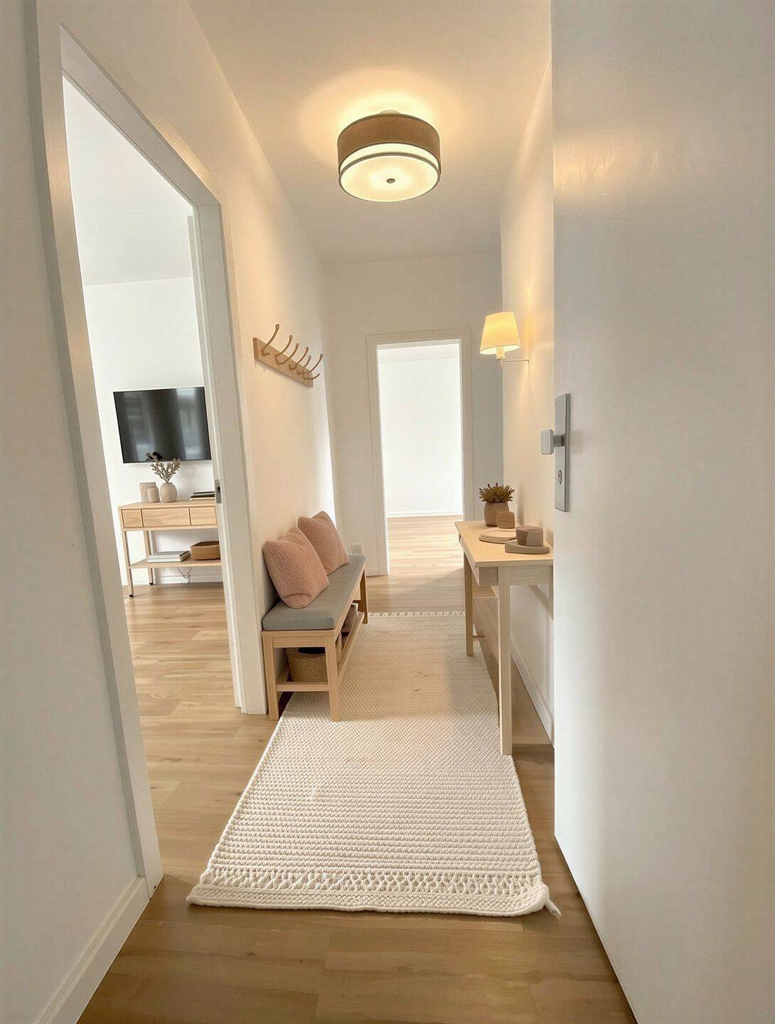 Solide Rendite: Vermietete 3-Zimmer-Wohnung mit Balkon in gefragter Lage – Berlin – Vorschaubild 2