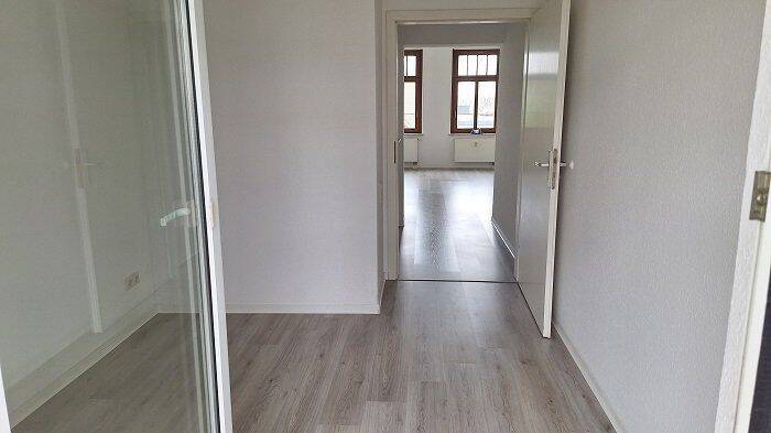 Exklusive 2 Raumwohnung mit modernen Duschbad und Balkon – Chemnitz – Vorschaubild 6