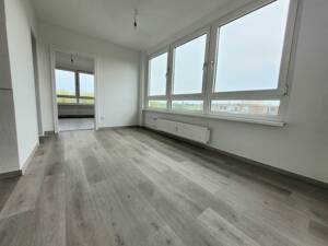 3-Zimmer-Wohnung mit Balkon, frisch renoviert! – 45279 Essen – Vorschaubild 2