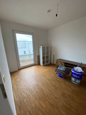 Helle 2-Zimmer-Dachgeschoss-Wohnung mit Terrasse – 1189 Dresden – Vorschaubild 5
