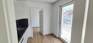 Genießen Sie das Wohnen mit Balkon! Helle 2 Zimmer, Einbauküche + Aufzug + TG-Platz – 52074 Aachen – Vorschaubild 5