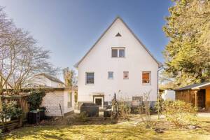 Doppelhaushälfte 115qm in Lichterfelde Ost mit 3,5 Zimmer, ausgebautem Dachgeschoss und Wohnkeller – 12209 Berlin – Vorschaubild 4