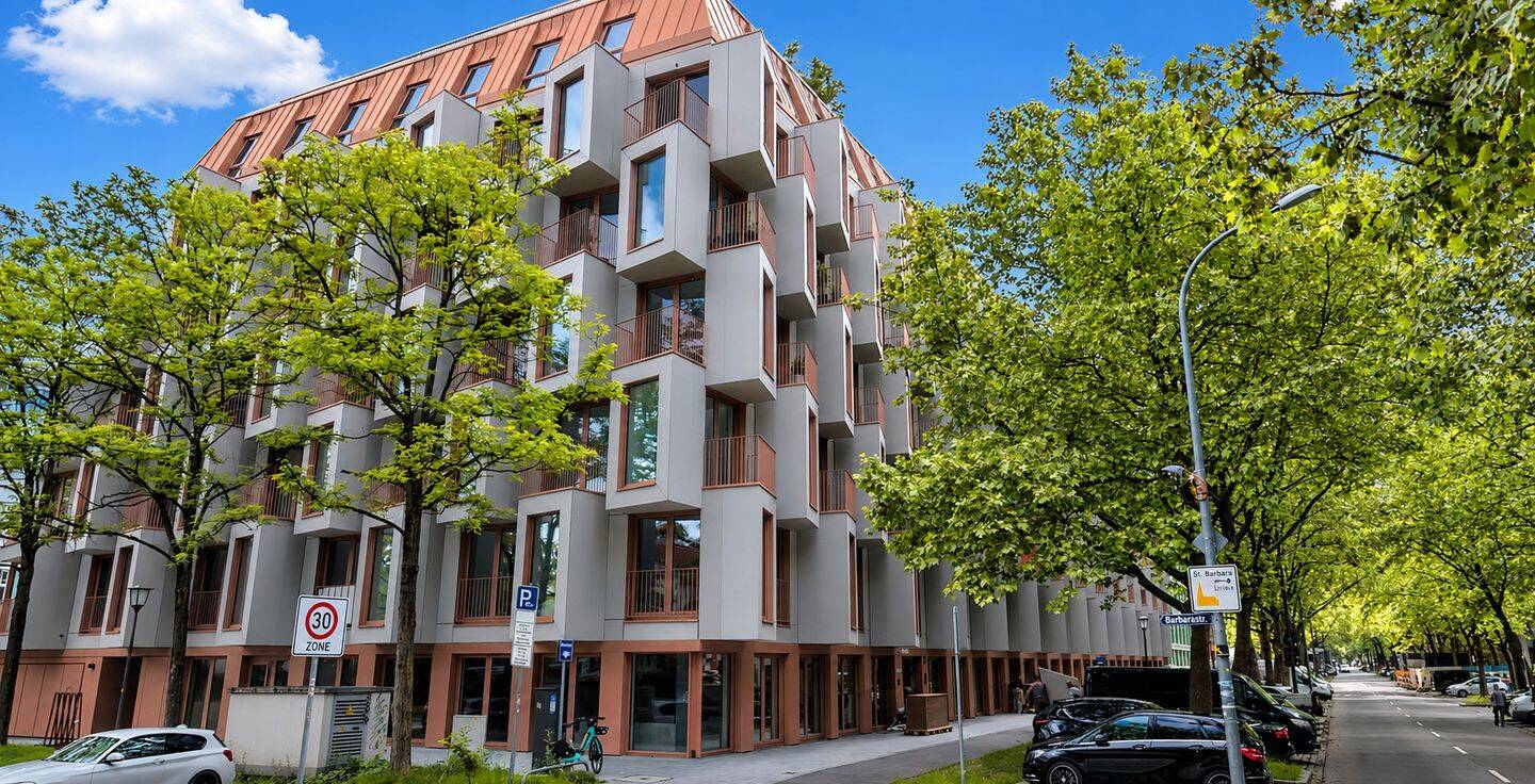 Für Individualisten: Stilvolle Split-Level-Wohnung über 3 Etagen mit Terrasse und Wow-Effekt – München – Vorschaubild 2