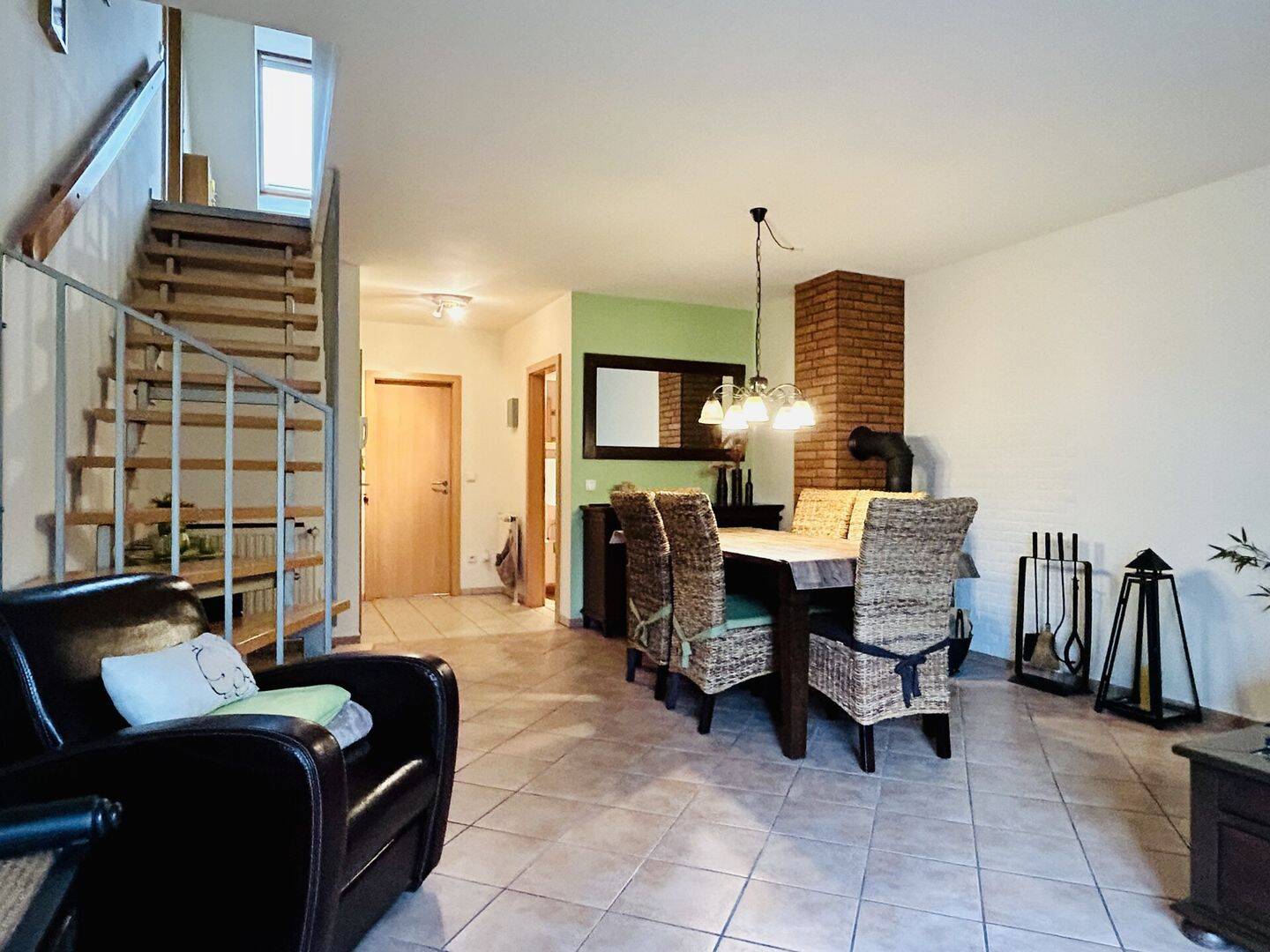 Maisonette mit Kamin, Balkon & Spitzboden - ideal für Eigennutzer oder Kapitalanleger – Bottrop – Vorschaubild 4