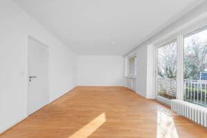 Flexible Raumgestaltung an der Alster – Potenzial für 2 Zimmer & Südbalkon – 22085 Hamburg – Vorschaubild 4
