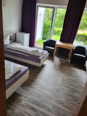 K357 Staffboarding - Monteurzimmervermietung, Vermittlung in Lübeck (Haus, 20Zimmer, bis 39 Personen – 23554 Lübeck – Vorschaubild 3