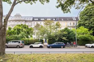 Charmante Dachgeschosswohnung mit großem Potenzial in der Bleickenallee – 22763 Hamburg – Vorschaubild 2