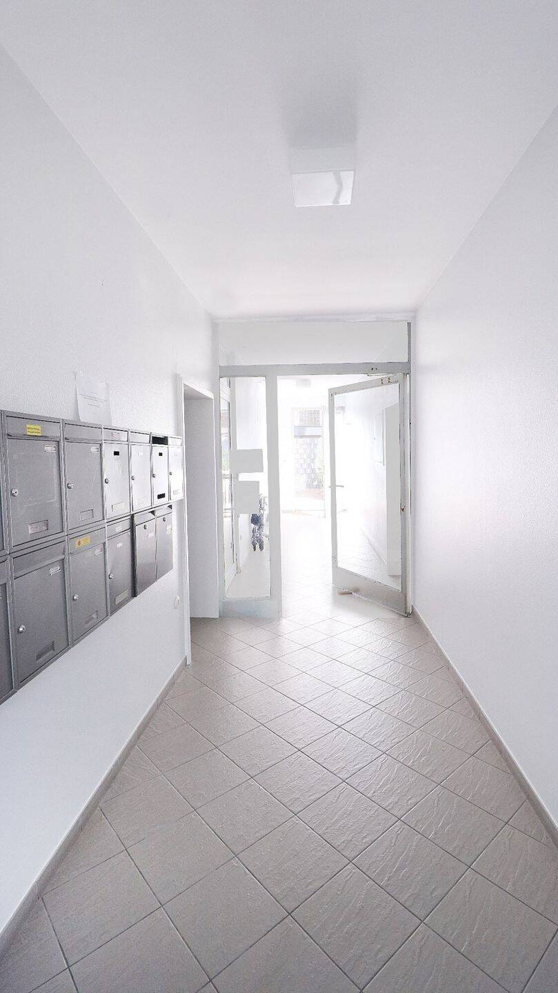 Fünf Wohnungen in gefragter Lage von Lichterfelde-Ost – Berlin – Vorschaubild 2