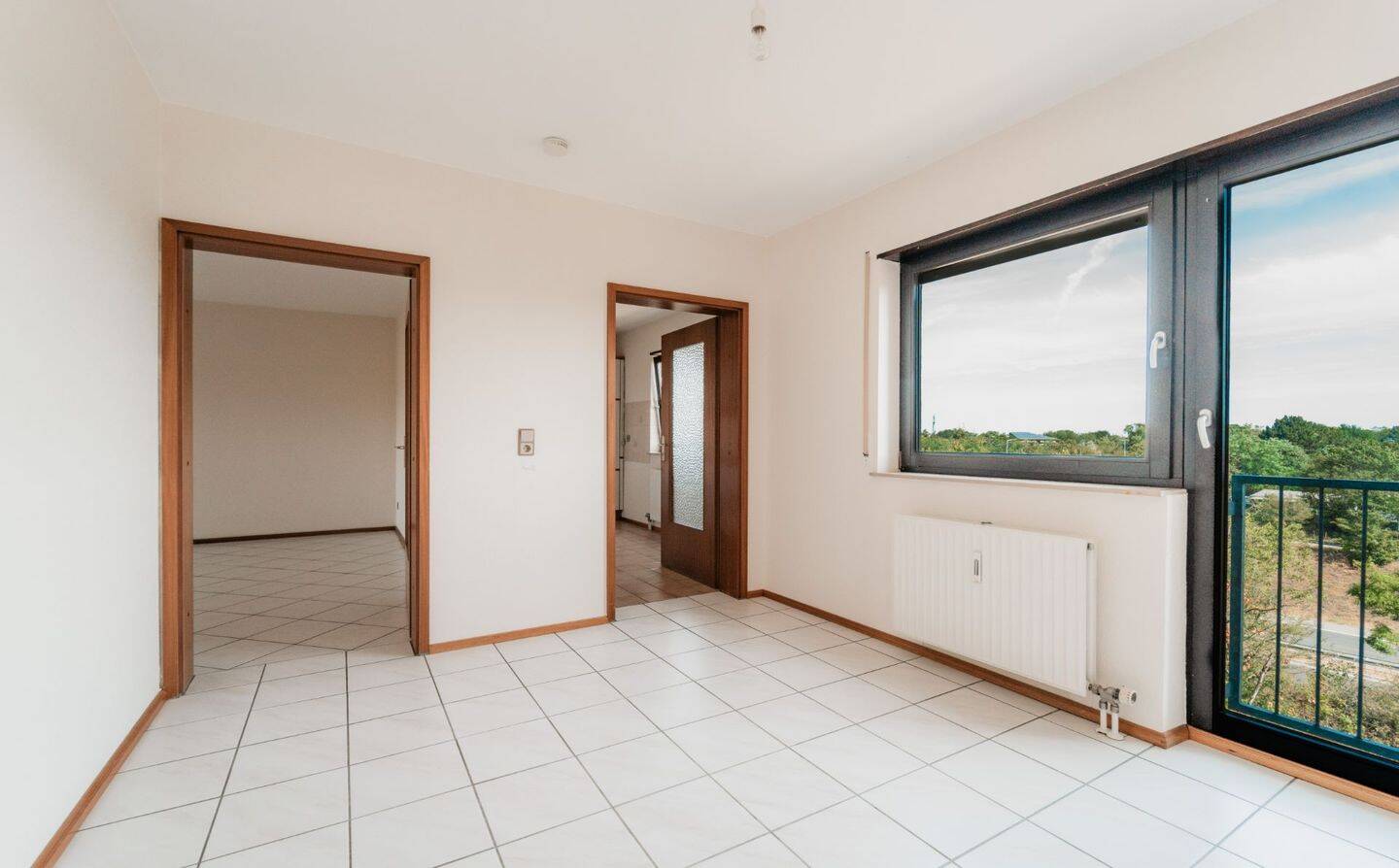 4-Zimmerwohnung mit 2 Loggien und Tiefgaragenstellplatz – Mannheim – Vorschaubild 6