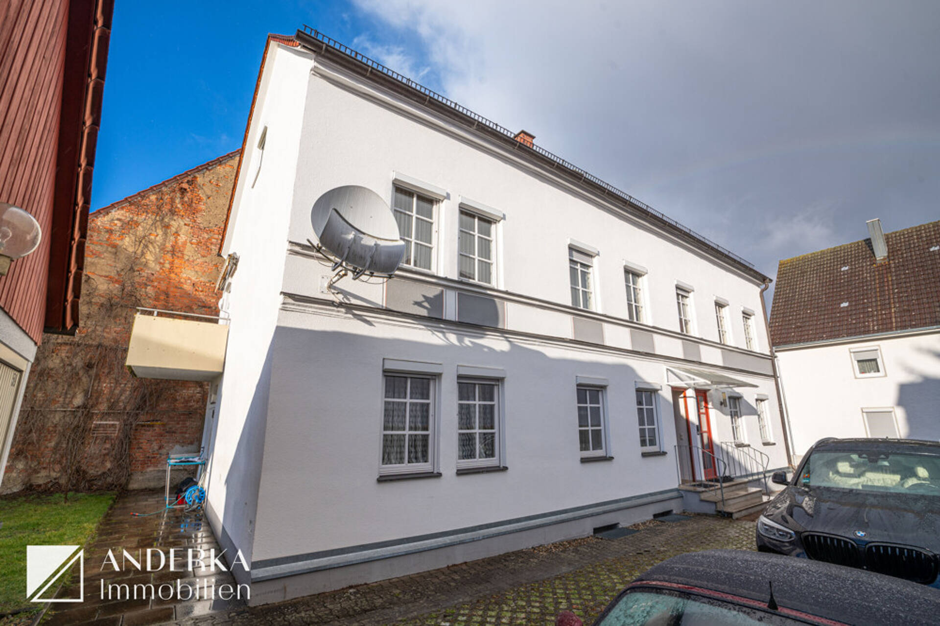 Mehrfamilienhaus in 89335 Ichenhausen mit 213 m² kaufen