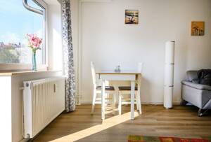 Moderne Wohnung in Alsternähe mit Balkon | Zentral und Blick ins Grüne – 22087 Hamburg – Vorschaubild 5
