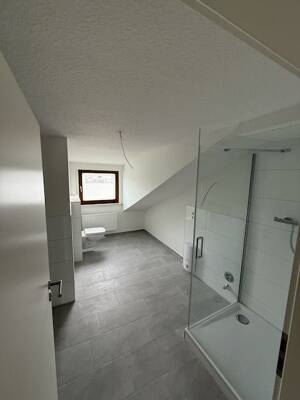DU-Mitte | Nähe Schwanentorbrücke | 2 ZKDB | kernsaniert | 50 m² | ab 01.05.26 – 47051 Duisburg – Vorschaubild 2