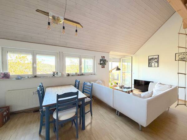 Dachgeschosswohnung in 79539 Lörrach mit 104 m² kaufen