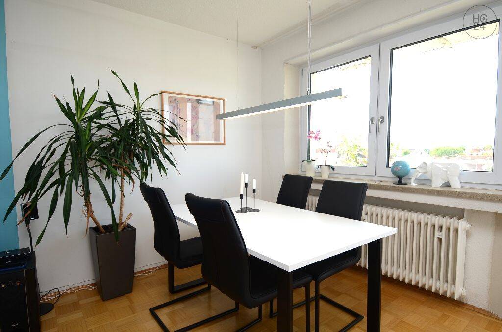 Großzügige möblierte 2-Zimmer-Wohnung mit überdachtem Balkon – Augsburg – Vorschaubild 6