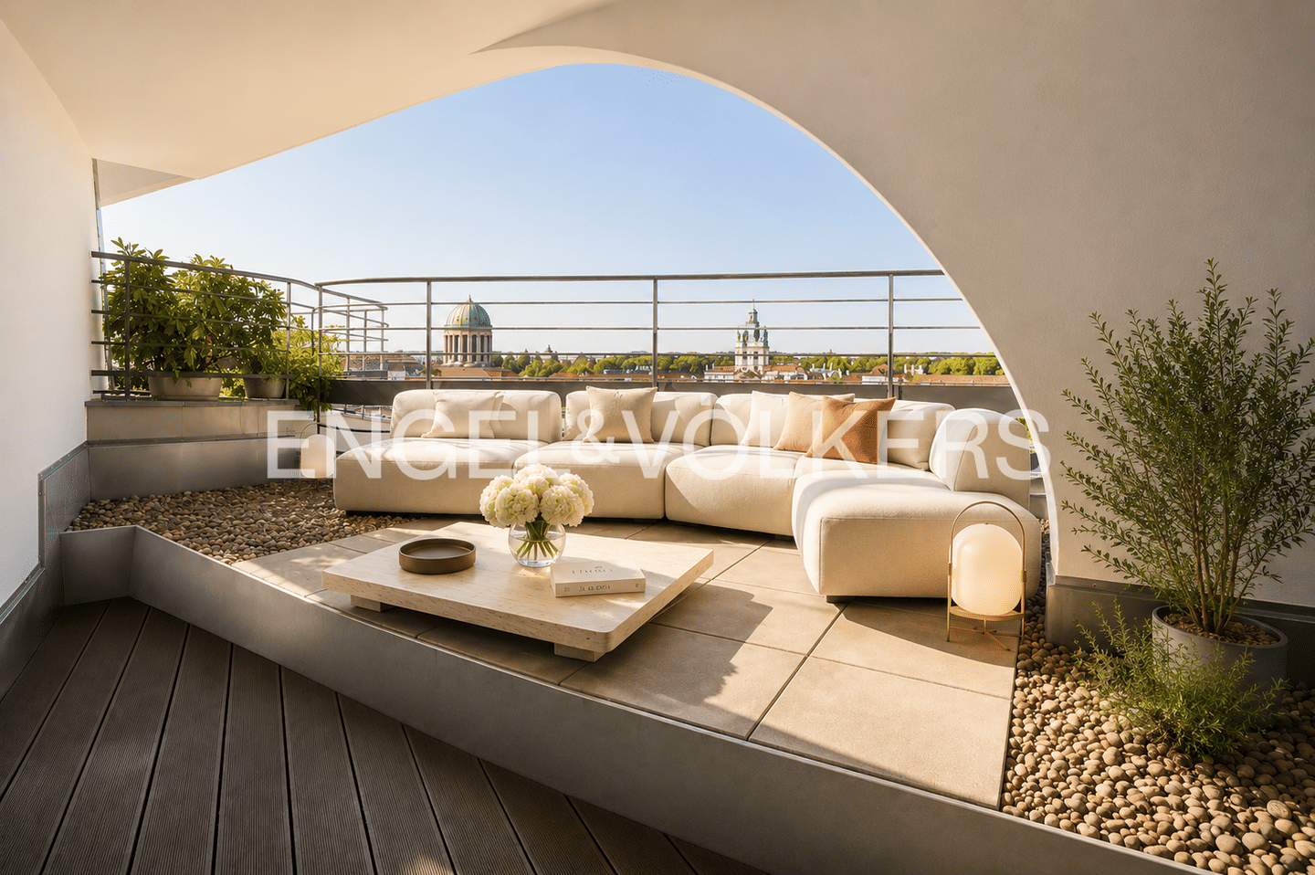 Maisonettewohnung im Stil der "Belle Époque" mit Blick auf Schloss Charlottenburg