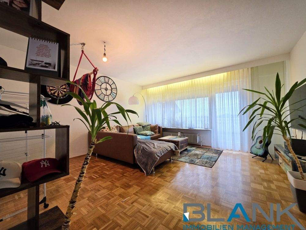 Bezugsfertige 2,5-Zimmer-Wohnung mit Terrasse, Balkon und Einbauküche – Pforzheim – Vorschaubild 3
