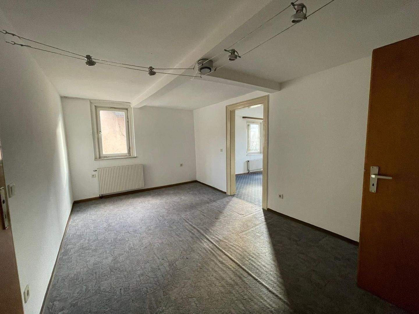 Mehrfamilienhaus mit 4 Wohneinheiten - Rendite- und Umbaupotenzial – Tuttlingen – Vorschaubild 2