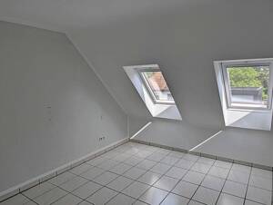 Außergewöhnliche Maisonettewohnung mit Dachterrasse, Einbauküche und Garage in Top-Lage von Alstaden – 46049 Oberhausen – Vorschaubild 8