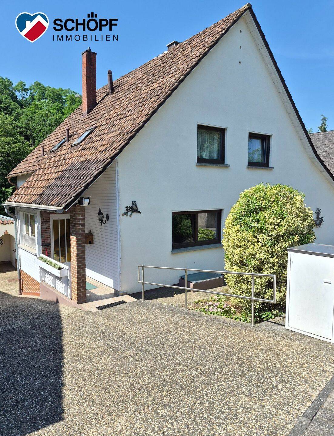 Gepflegtes Zweifamilienhaus in gefragter Lage – Saarbrücken – Vorschaubild 2