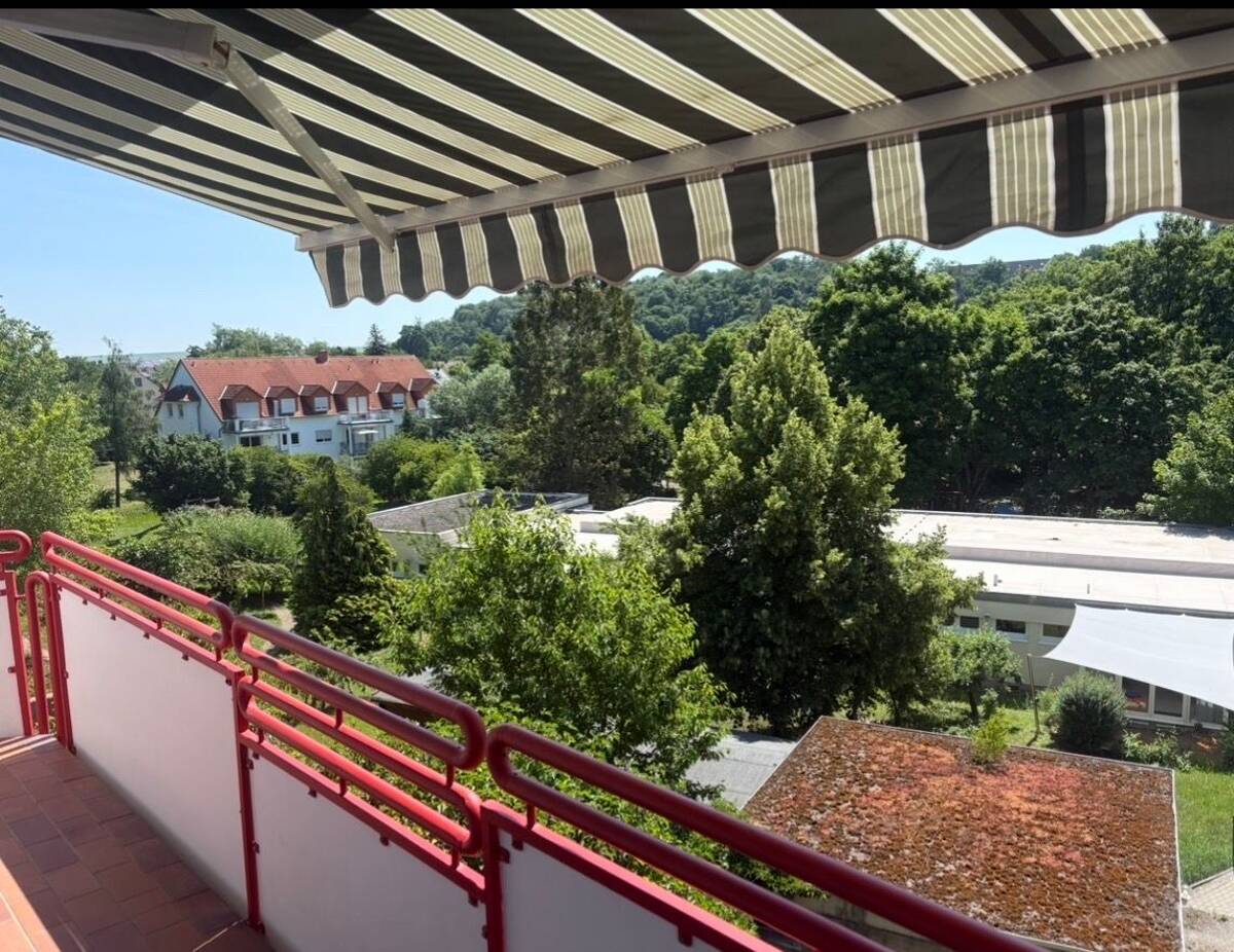 2-ZKB-Erdgeschosswohnung mit ruhigen Sonnenbalkon in Bad Kreuznach-Nord mit Blick ins Grüne – 55545 Bad Kreuznach – Bild 1 von 9