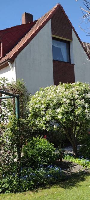 freistehendes 2-Familienhaus mit Garage und Carport in ruhiger Lage im Norden von Bremen/ Ortsteil Rekum – 28777 Bremen – Vorschaubild 3