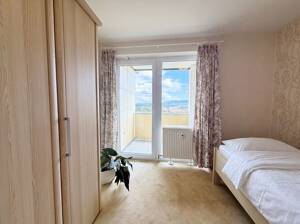 8. Etage über Reutlingen - 4-Zimmer-Wohnung mit zwei Balkonen! – 72760 Reutlingen – Vorschaubild 5