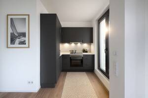 Traumhafte 2-Zimmer Wohnung im 4. Obergeschoss mit einzigartiger Deckenhöhe von 2,80 m – 74076 Heilbronn – Vorschaubild 3