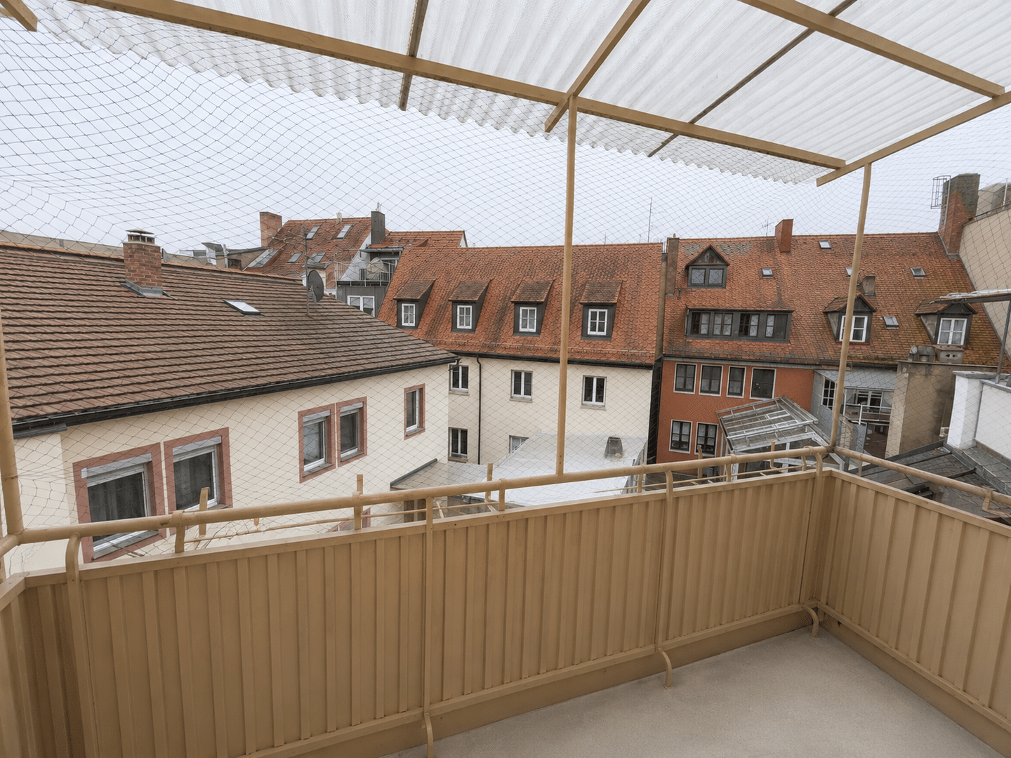 Charmante 3-Zimmer-Wohnung mit Tageslichtbad und praktischem Grundriss – Würzburg – Vorschaubild 3