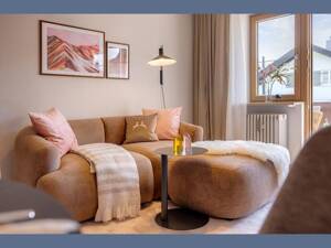 Möbliert: Neu möblierte 2-Zimmer Wohnung mit Balkon zum Erstbezug – 83700 Rottach-Egern – Vorschaubild 2
