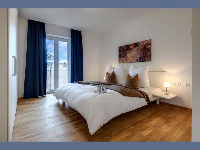Möbliert: Sehr schöne helle 3-Zimmer Wohnung – München – Vorschaubild 3