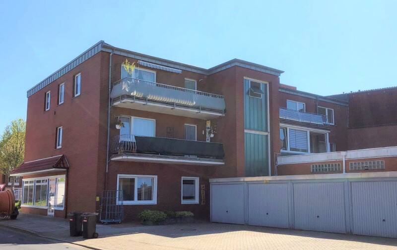 Großz. Obergeschosswohnung mit Balkon und Garage in zentraler Lage von Papenburg-Obenende