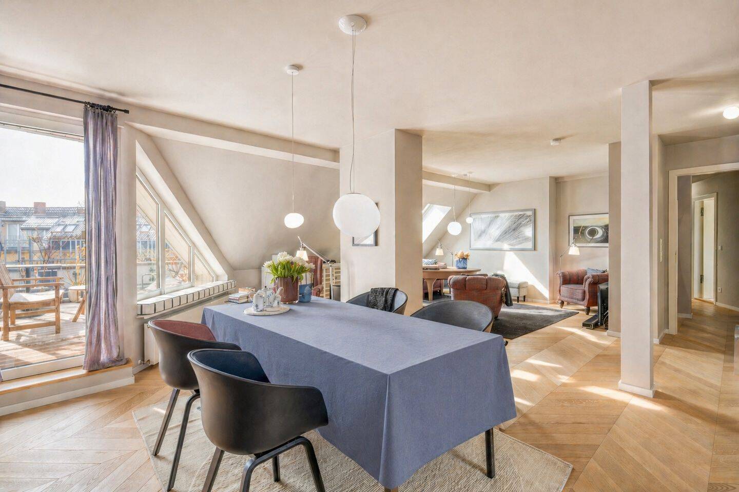 Kernsanierte DG-Wohnung mit Südterrasse in Bestlage Friedenaus – Berlin – Vorschaubild 3