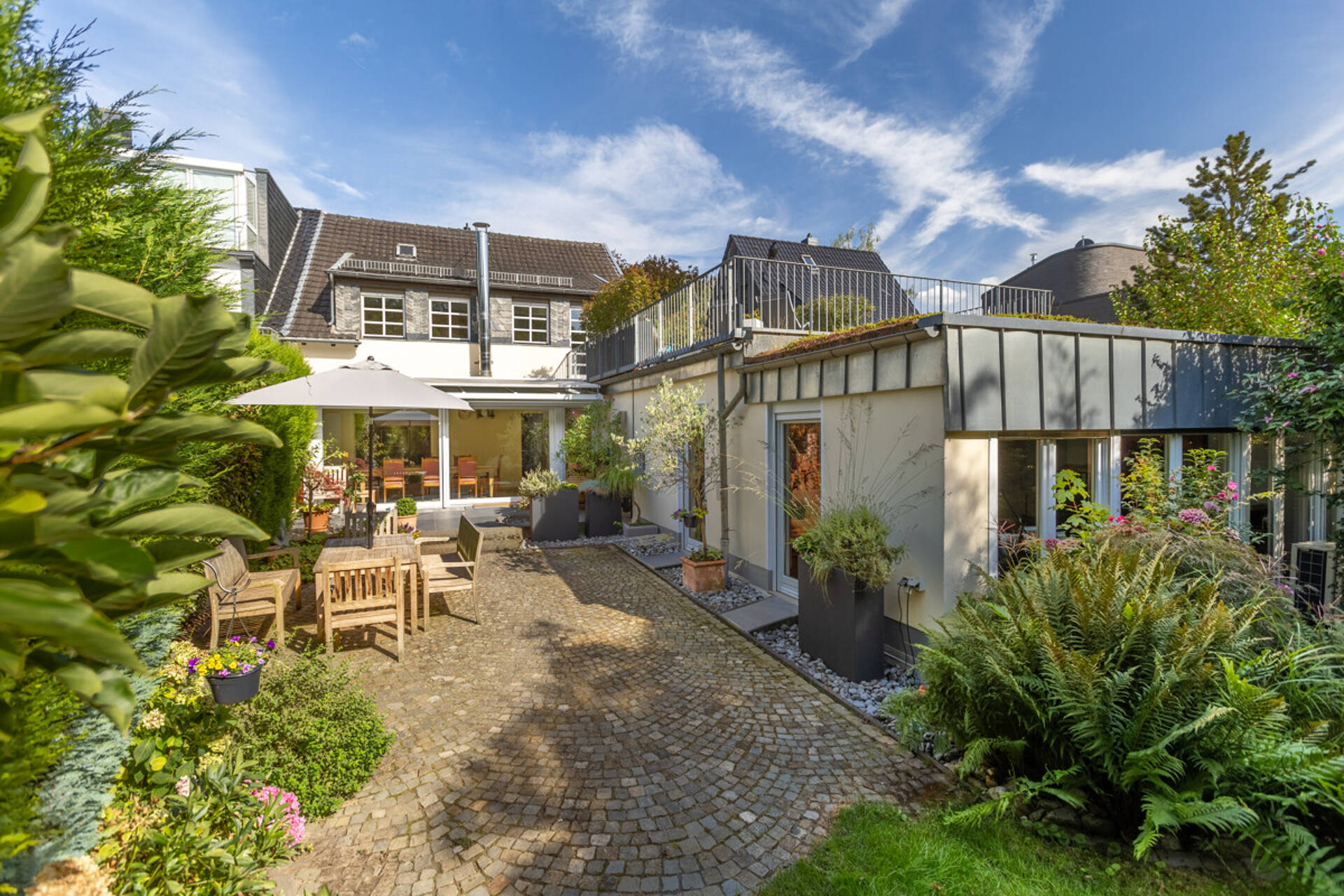 Haus in 50858 Köln / Junkersdorf mit 246 m² kaufen