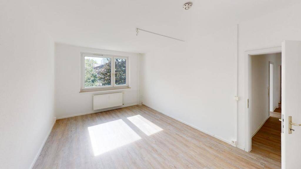 Innenstadtlage - 2-Raum-Wohnung mit Balkon – Chemnitz – Vorschaubild 4