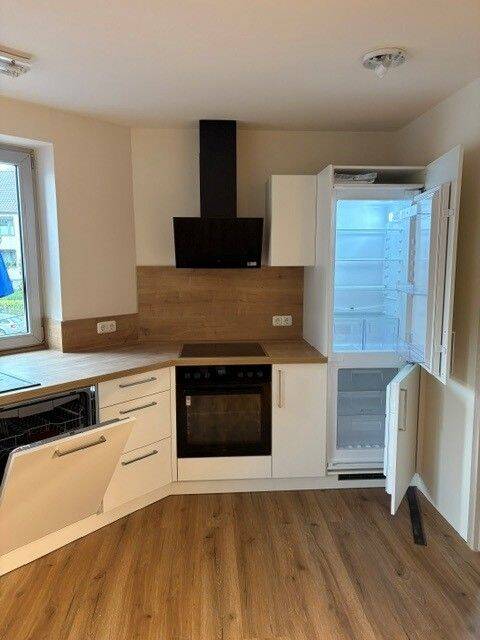 Moderne 2-Raum-Wohnung mit Wohnküche, Einbauküche, Fußbodenheizung & Stellplatz in Erfurt-Marbach
