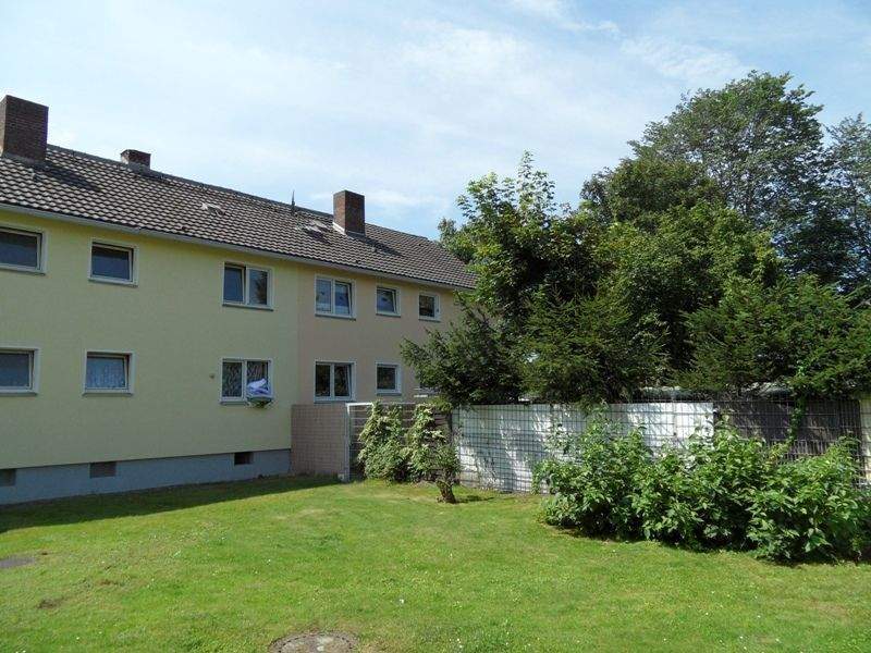 Eigenheim + Kapitalanlage: 5 Familienhaus mit Terrasse, Balkone und Garten – Duisburg – Vorschaubild 3