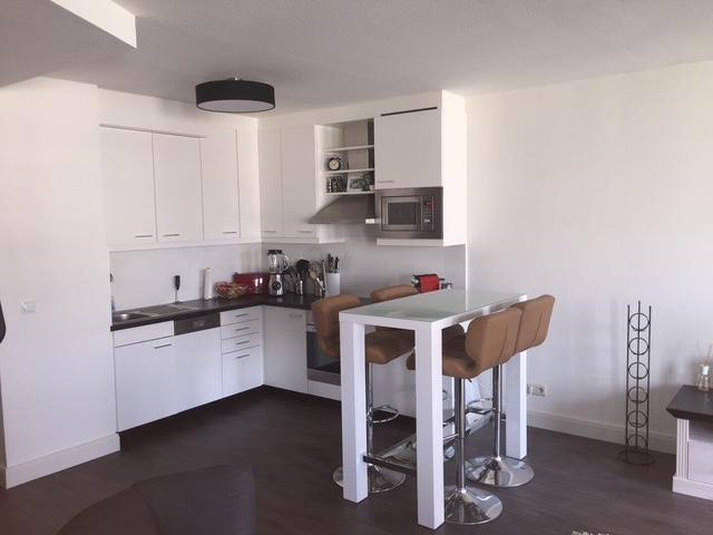 Loft an der Elbe mit Balkon und Blick auf den Elbtower, neben Hafencity – Hamburg – Vorschaubild 9