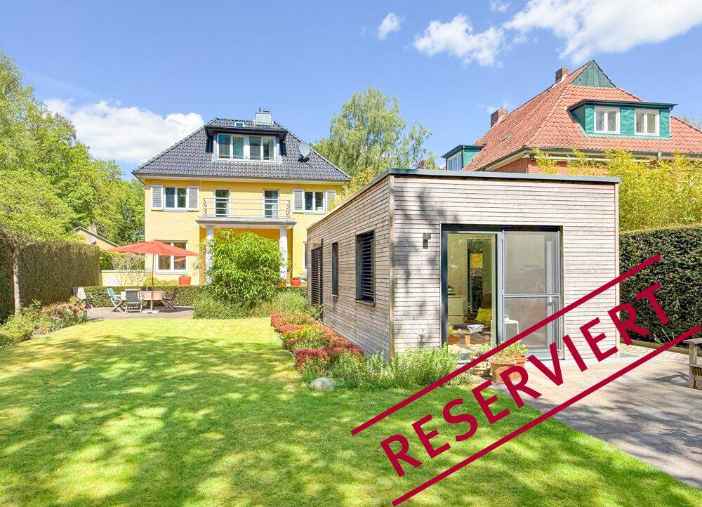 RESERVIERT: Hideaway in Nienstedten: Familienvilla mit Wohnpavillon oder idyllischem Atelier